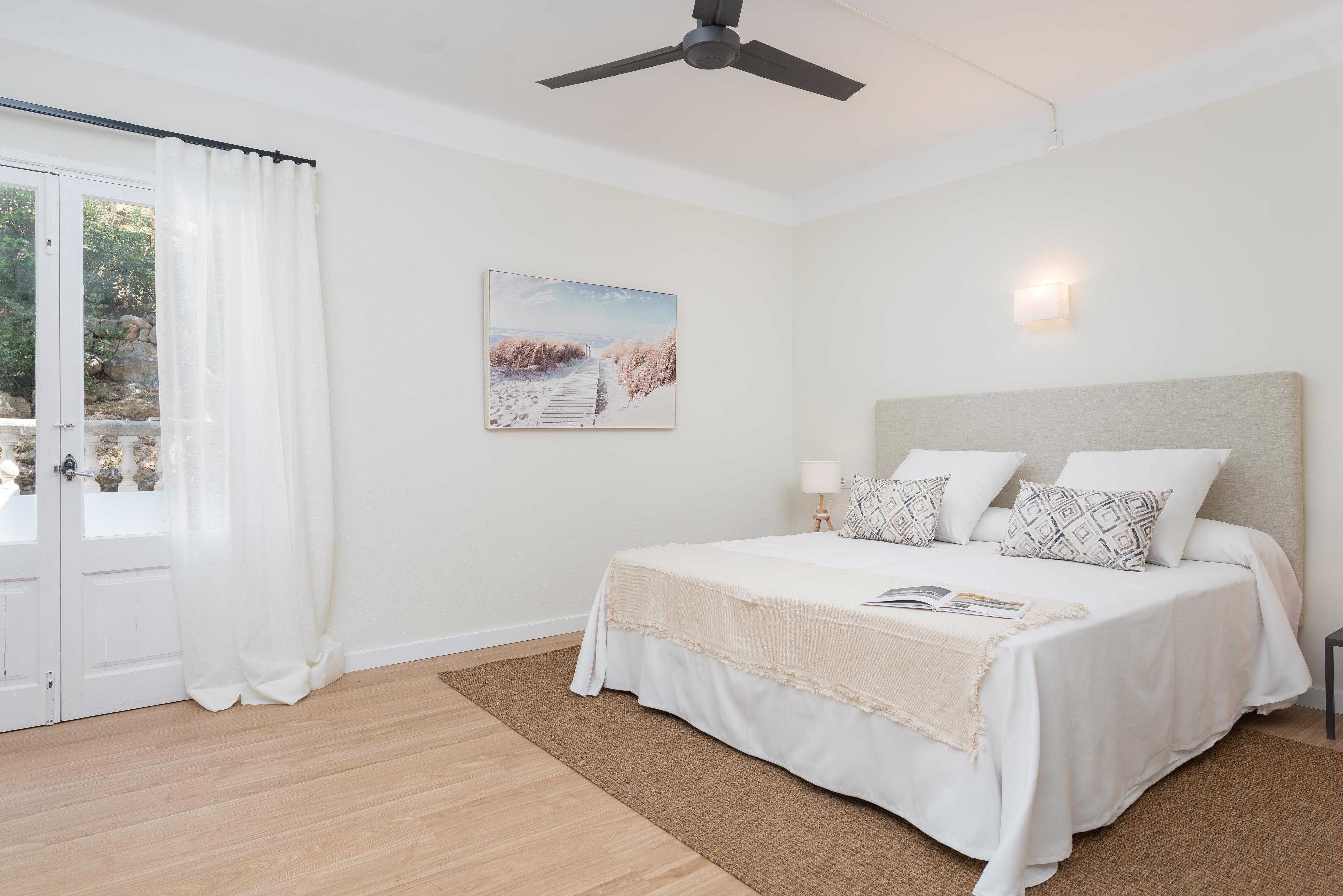 Boutique Hotel Oriola Cala de Sant Vicenc Εξωτερικό φωτογραφία