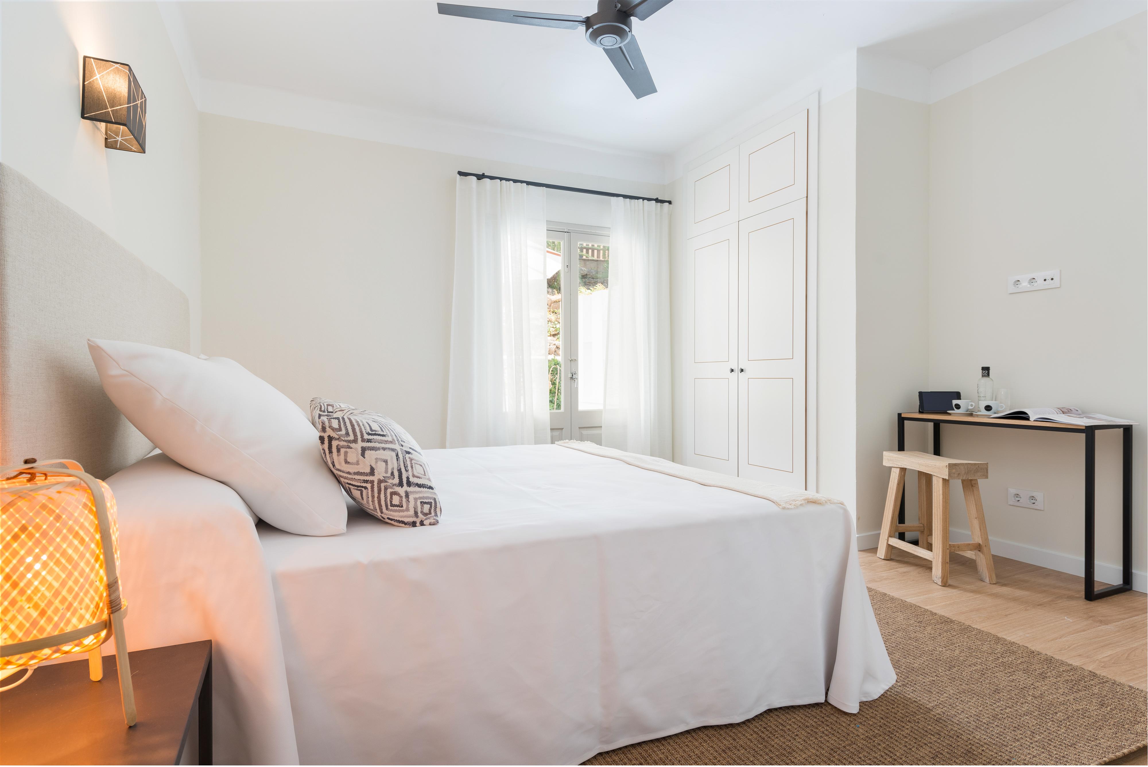 Boutique Hotel Oriola Cala de Sant Vicenc Εξωτερικό φωτογραφία