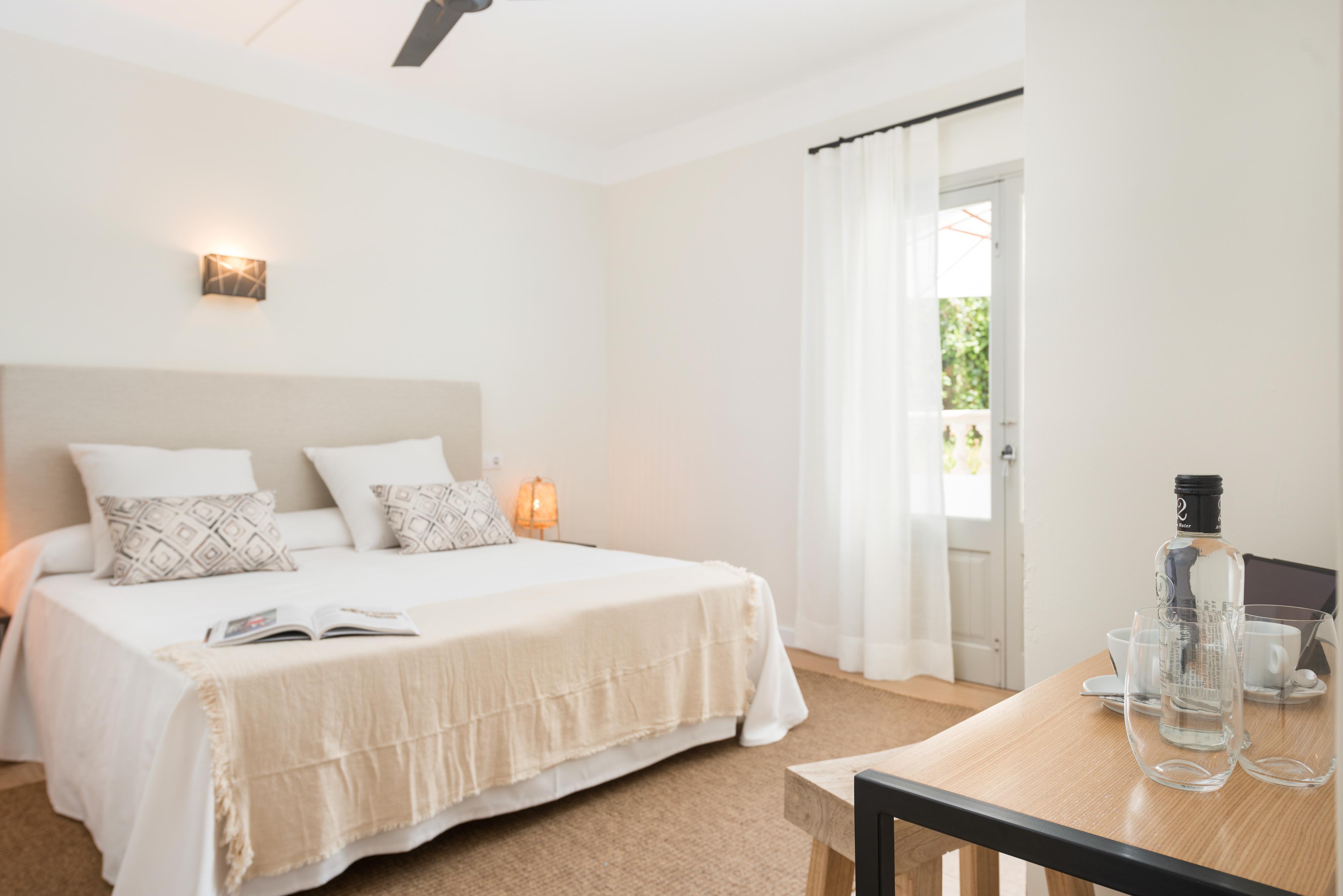 Boutique Hotel Oriola Cala de Sant Vicenc Εξωτερικό φωτογραφία
