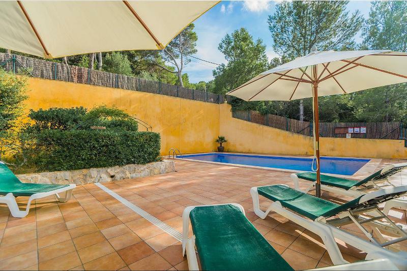 Boutique Hotel Oriola Cala de Sant Vicenc Εξωτερικό φωτογραφία